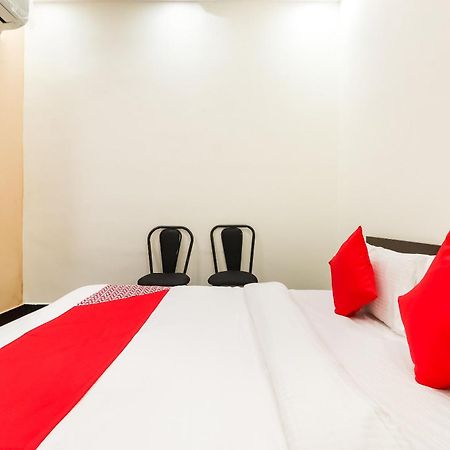 Oyo Hotel Pacifica Near Phoenix United Лакнау Екстериор снимка