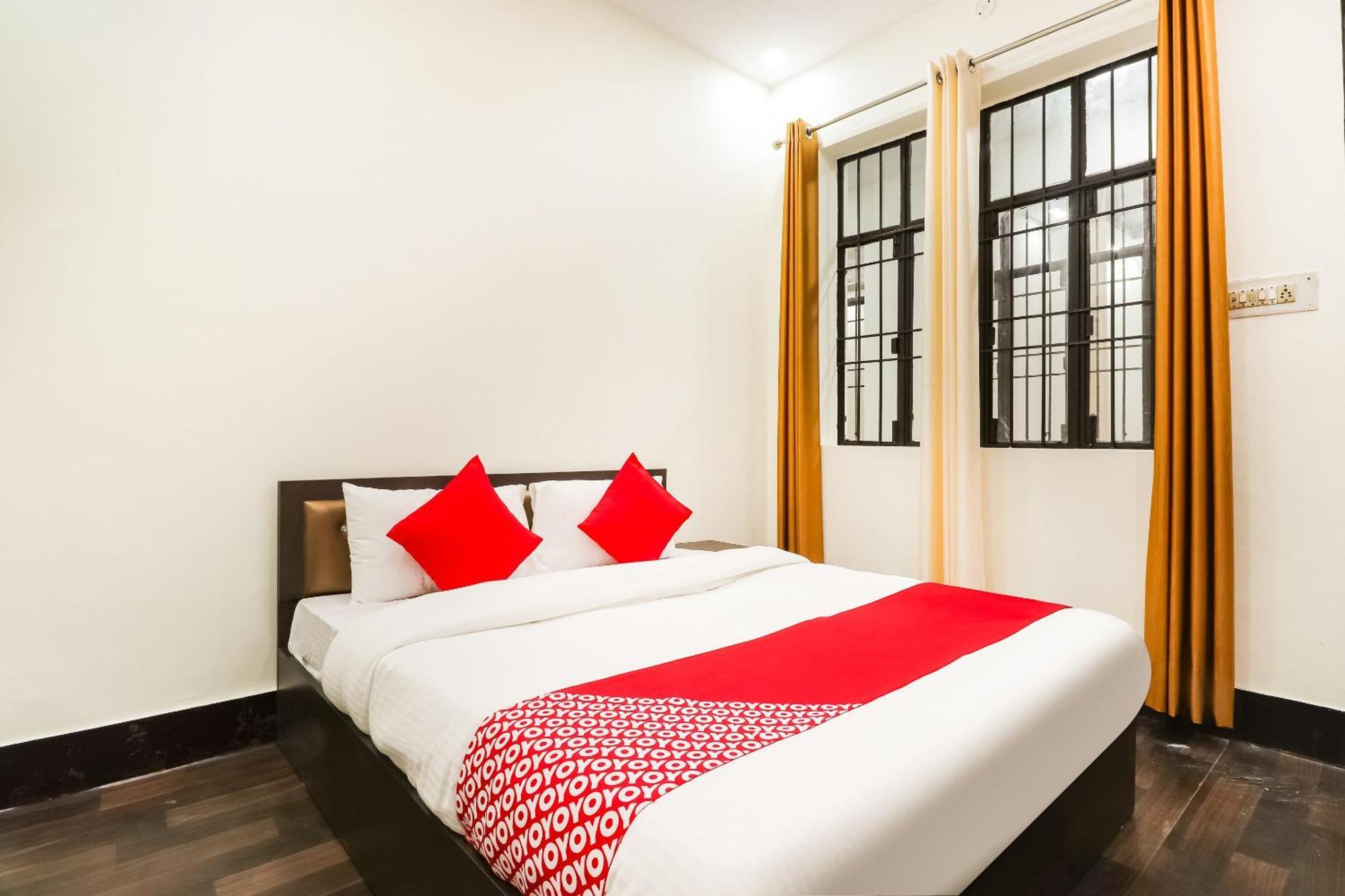 Oyo Hotel Pacifica Near Phoenix United Лакнау Екстериор снимка