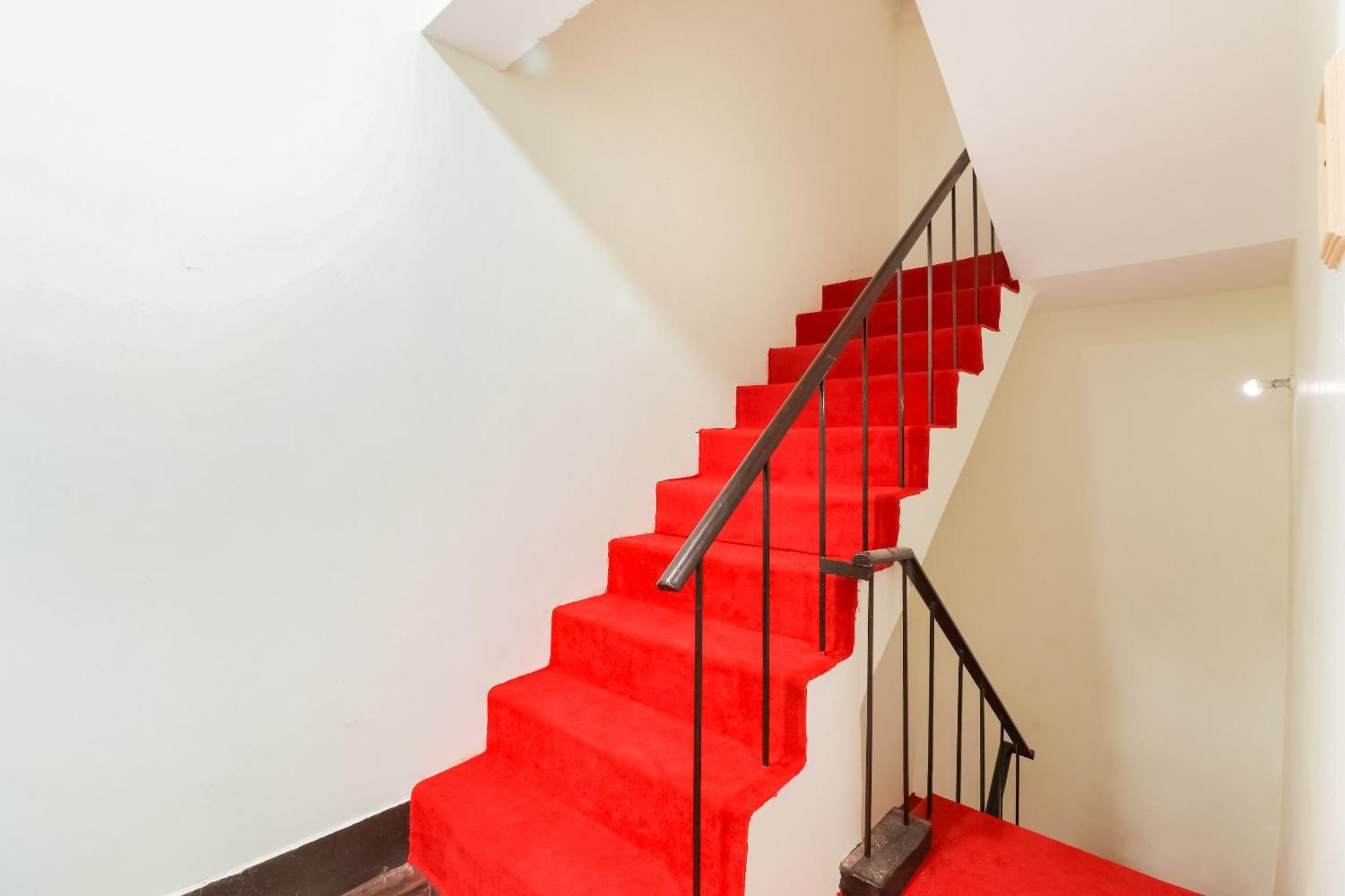 Oyo Hotel Pacifica Near Phoenix United Лакнау Екстериор снимка