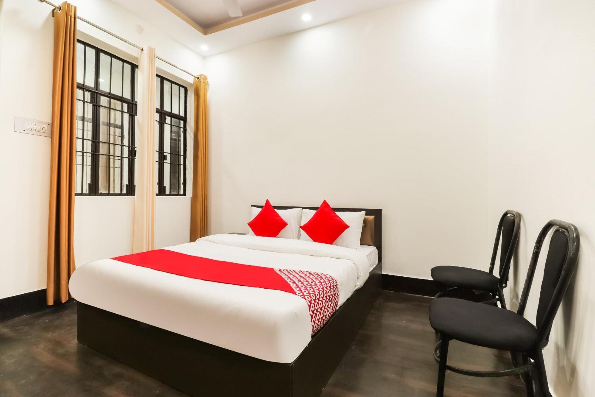 Oyo Hotel Pacifica Near Phoenix United Лакнау Екстериор снимка